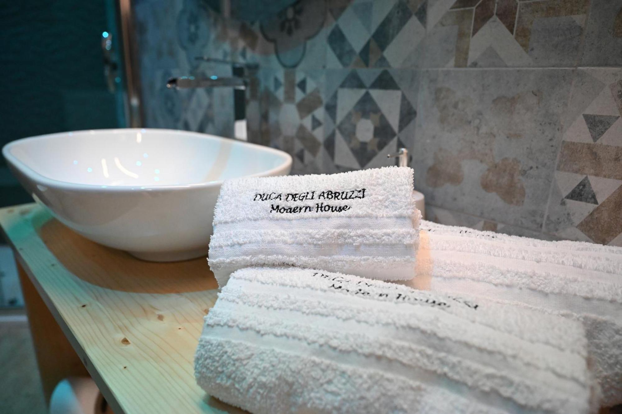Апартаменти Duca Degli Abruzzi Modern House Luxury Relax Бриндізі Екстер'єр фото